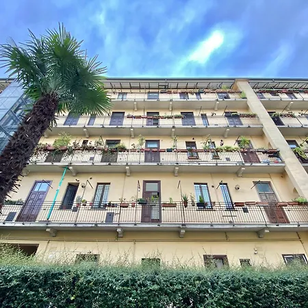 Giorgio Chavez Apartment Mailand